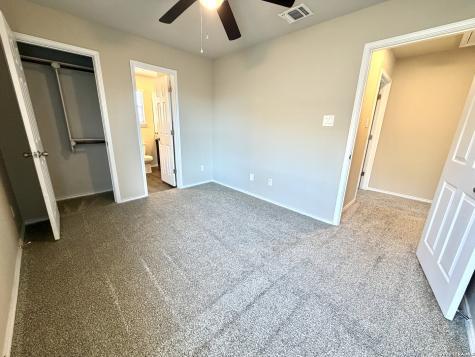5522 Haven Springs Converse TX 78109