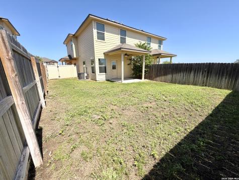 5522 Haven Springs Converse TX 78109