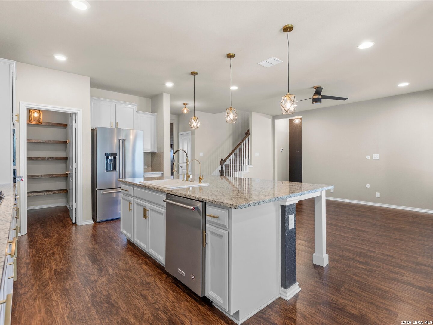 6906 Stipe Lane Converse TX 78109
