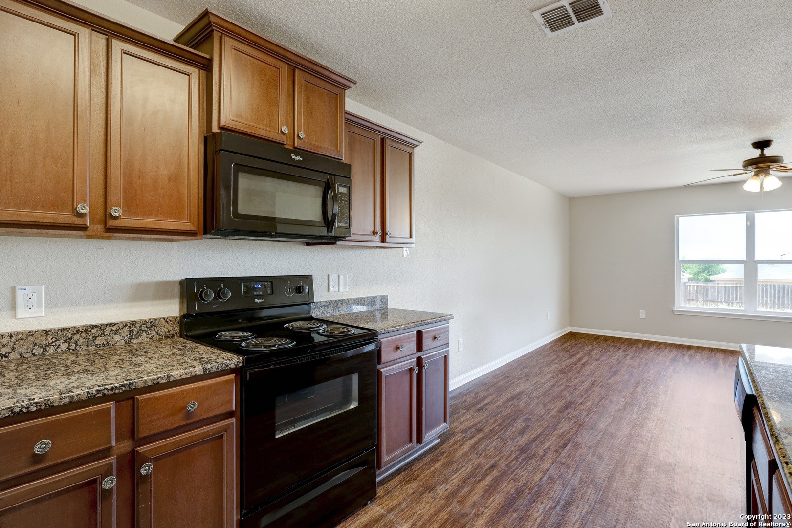 12118 Luckey View San Antonio TX 78252
