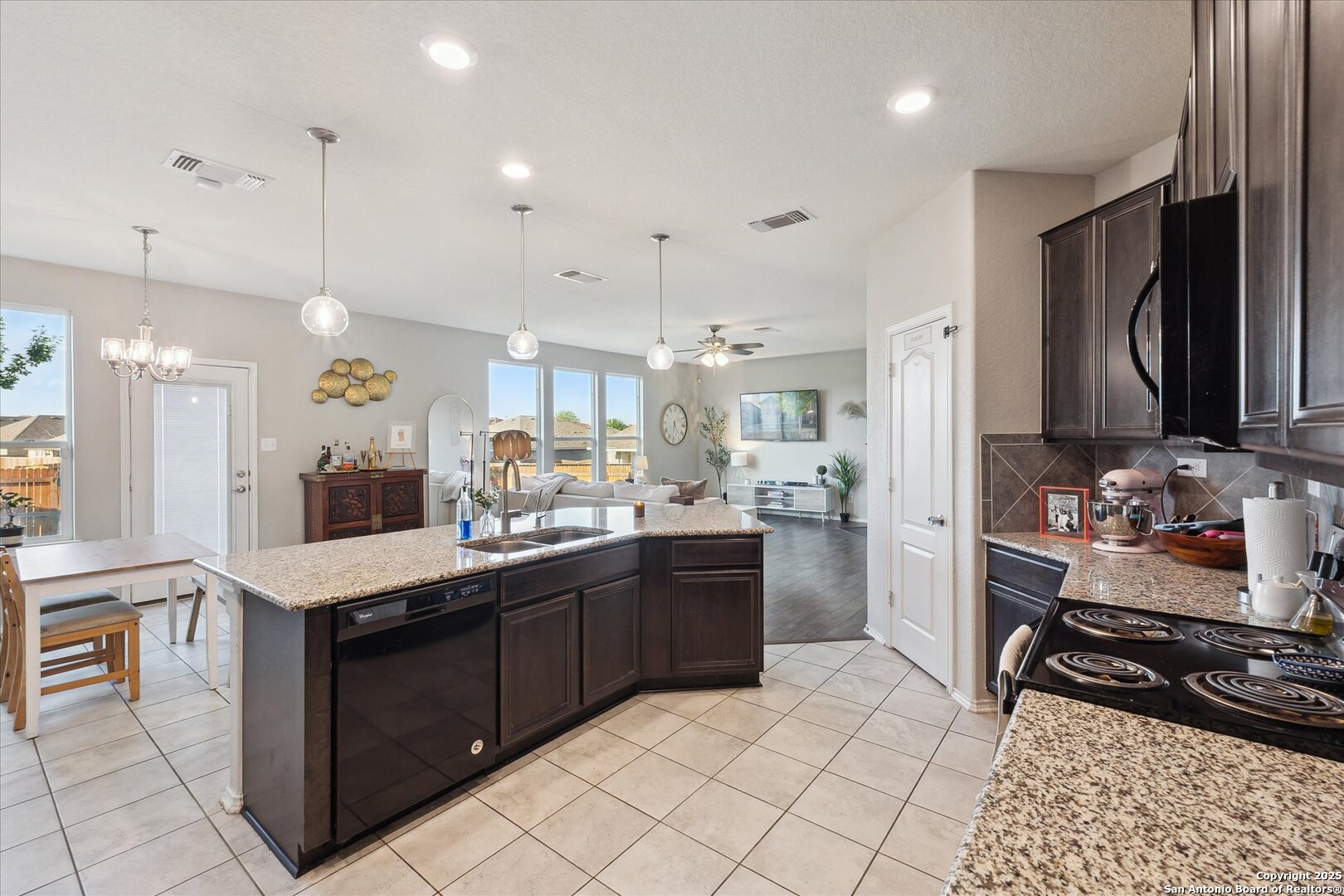 4265 Gale Meadows New Braunfels TX 78130