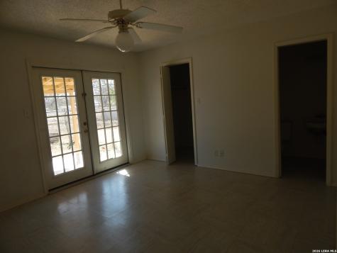 921 Eikel Street New Braunfels TX 78130