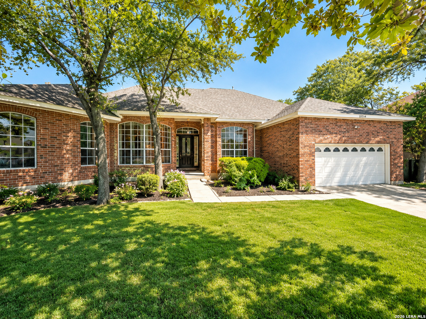 8823 Shady Valley San Antonio TX 78254