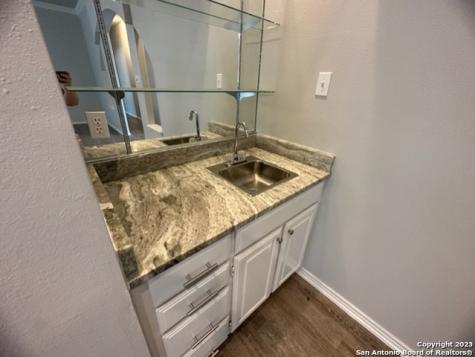 8823 Shady Valley San Antonio TX 78254