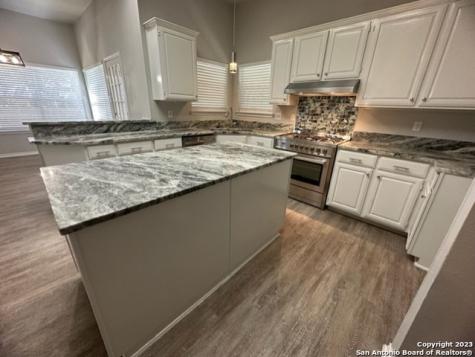 8823 Shady Valley San Antonio TX 78254
