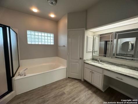 8823 Shady Valley San Antonio TX 78254