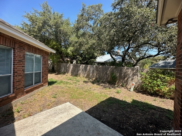 8823 Shady Valley San Antonio TX 78254