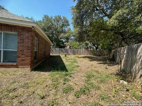 8823 Shady Valley San Antonio TX 78254