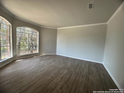 8823 Shady Valley San Antonio TX 78254