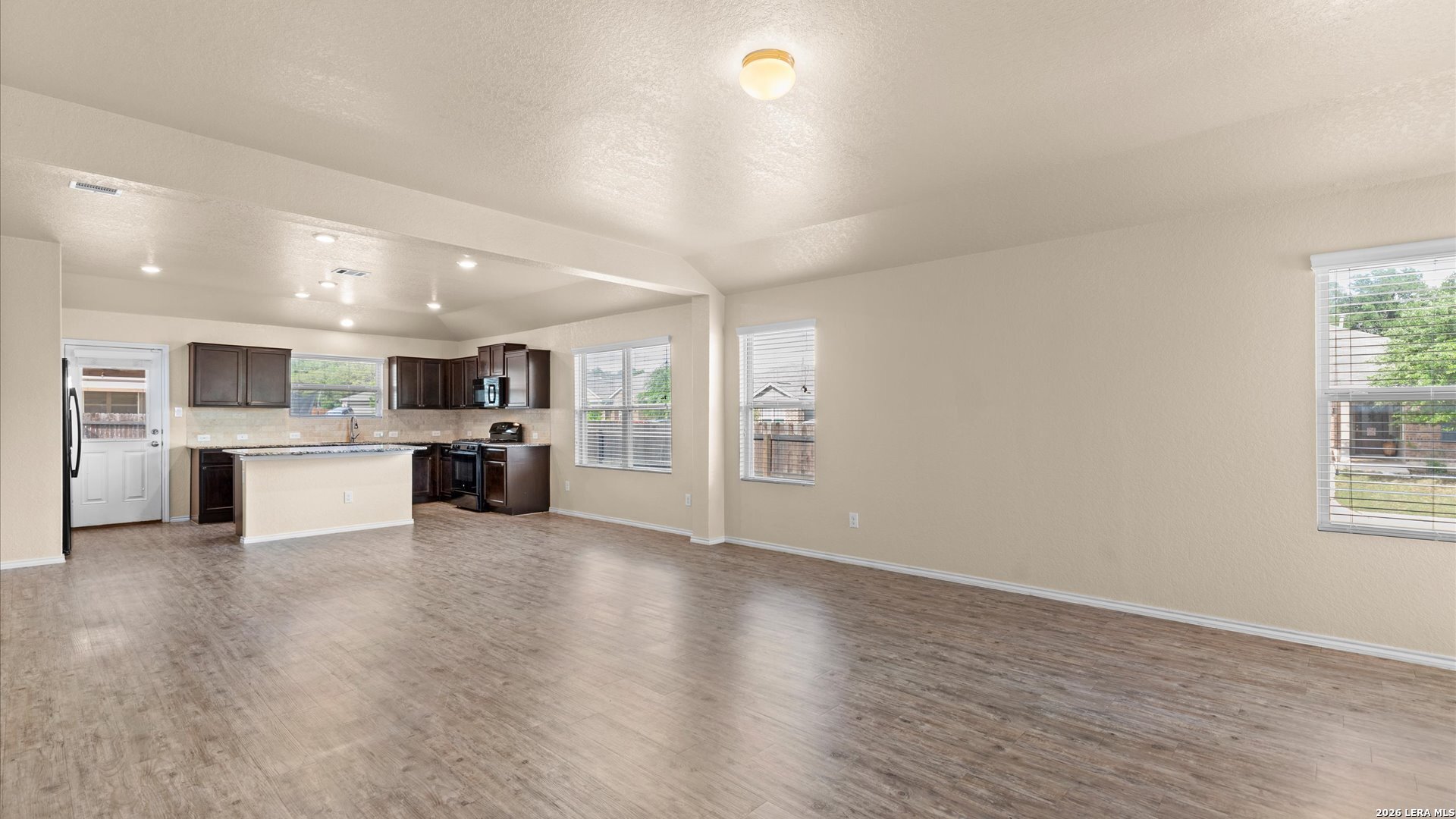 5251 Honeyflower Bulverde TX 78163