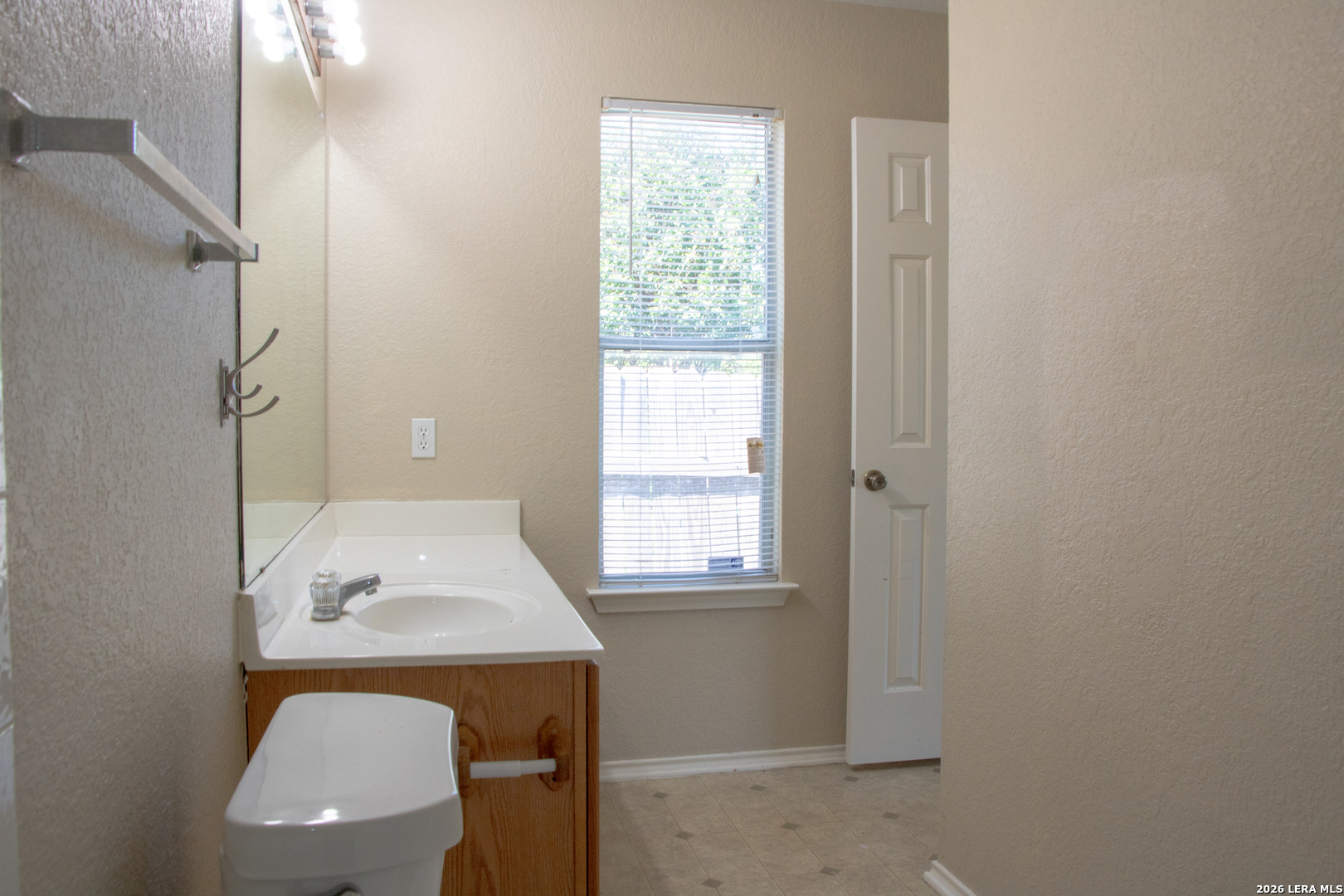 338 Tres Caminos San Antonio TX 78245