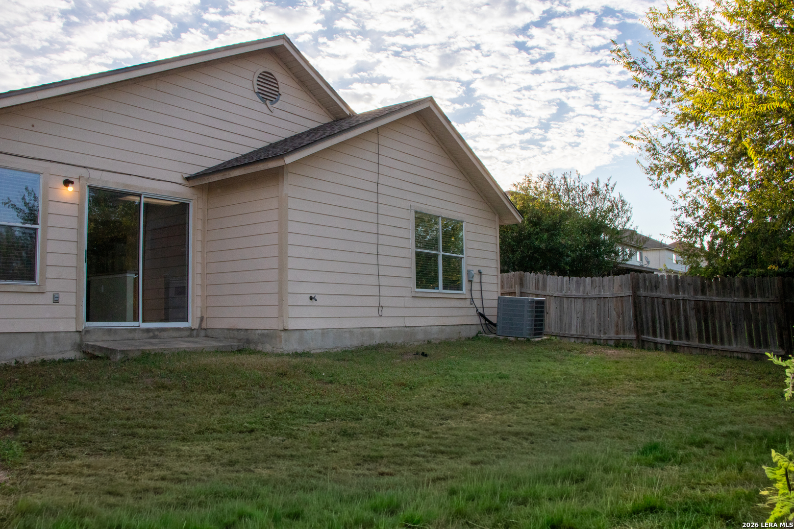 338 Tres Caminos San Antonio TX 78245
