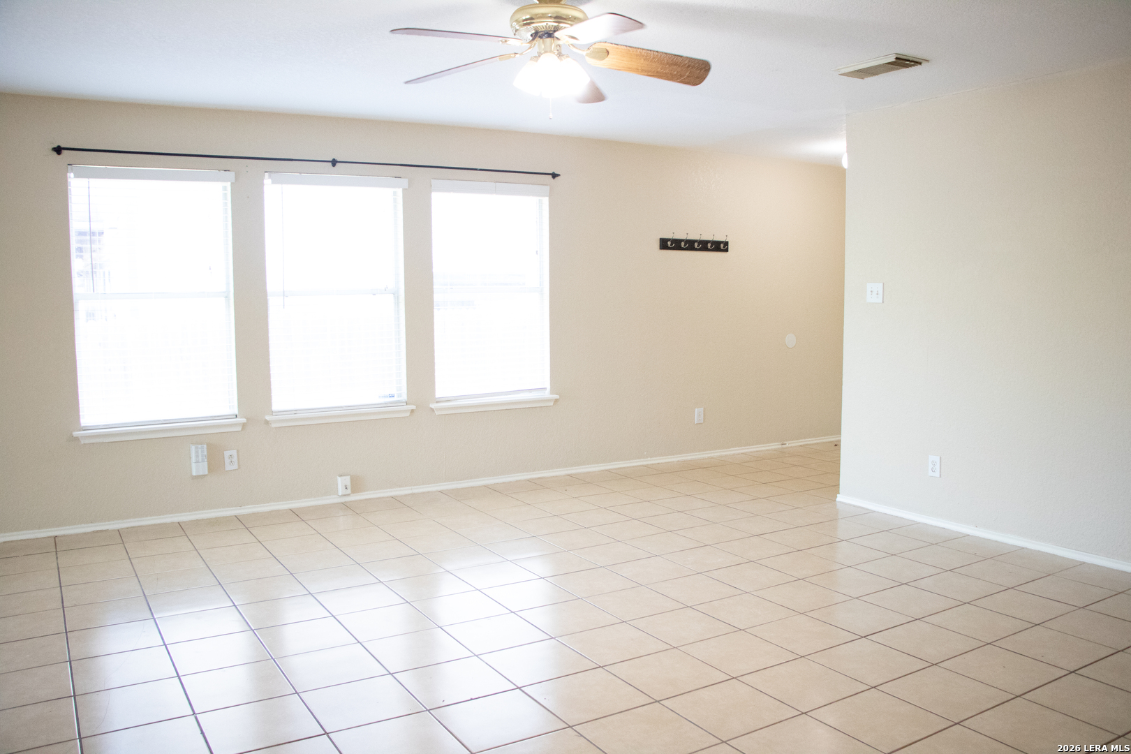 338 Tres Caminos San Antonio TX 78245