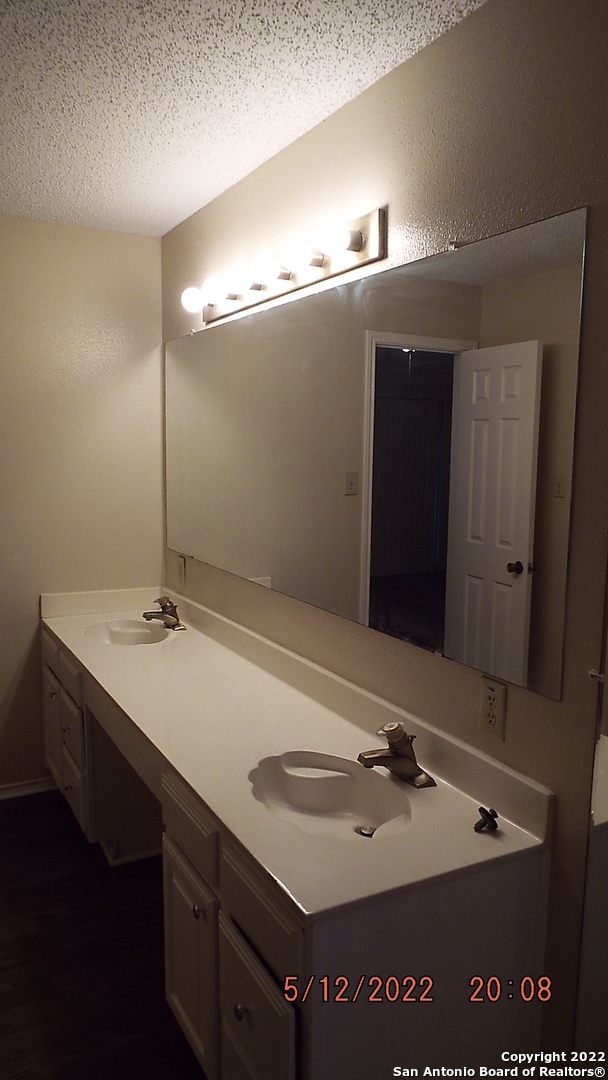 3422 Sunlit Grove San Antonio TX 78247