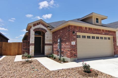371 Creekside Curve New Braunfels TX 78130
