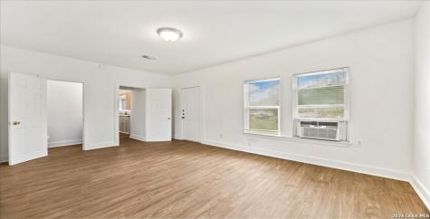 1408 8th Street Floresville TX 78114