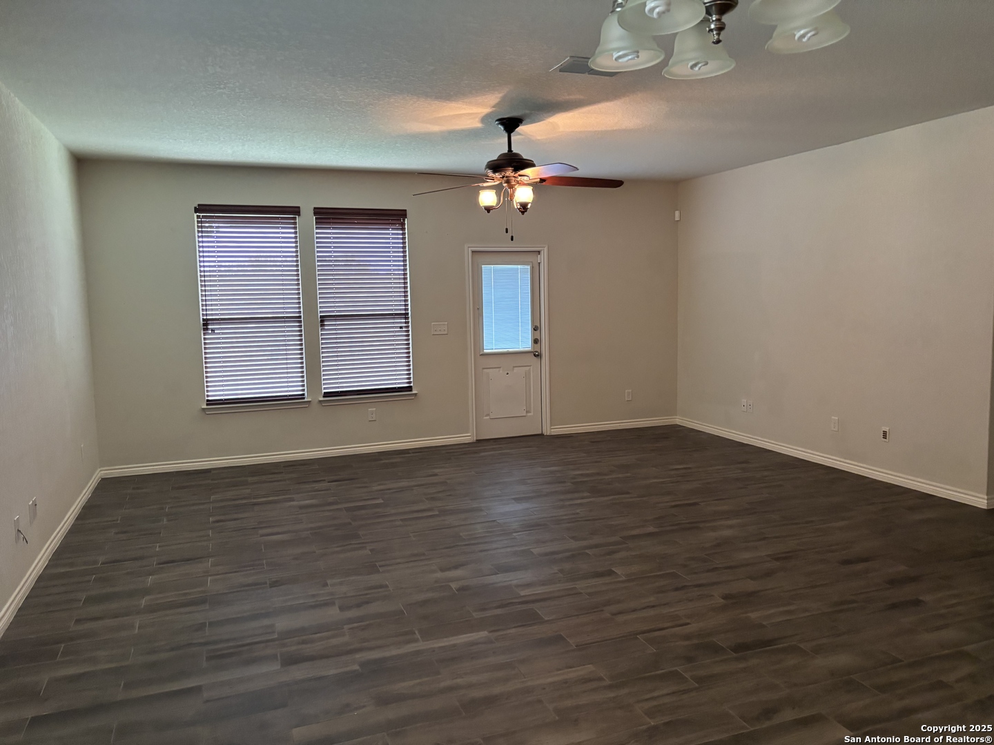 3711 Lazy Diamond Schertz TX 78154