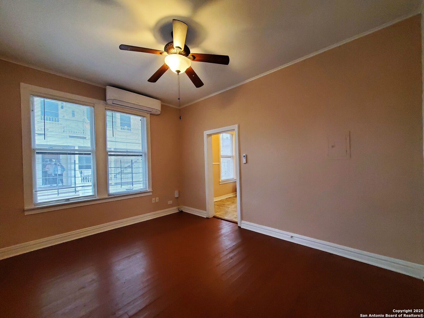 1722 N Pine San Antonio TX 78208