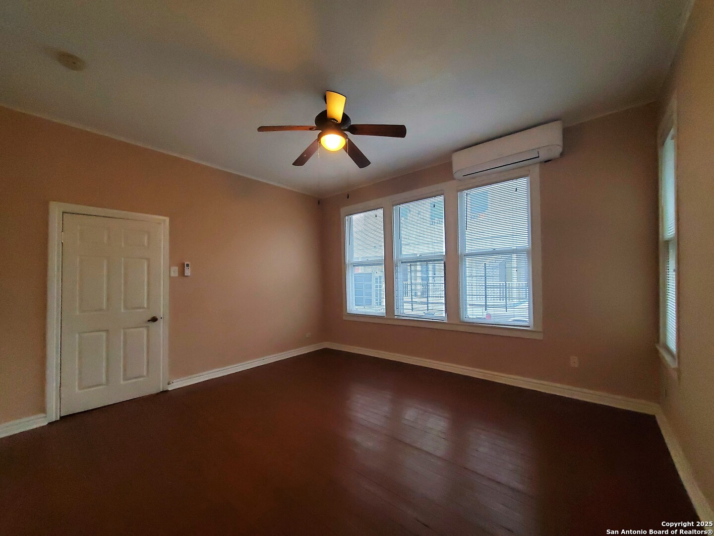 1722 N Pine San Antonio TX 78208