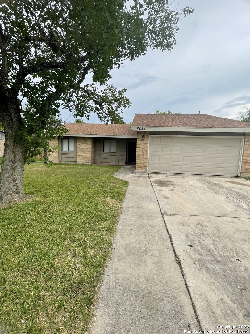 5634 Larkmeadow Drive San Antonio TX 78233