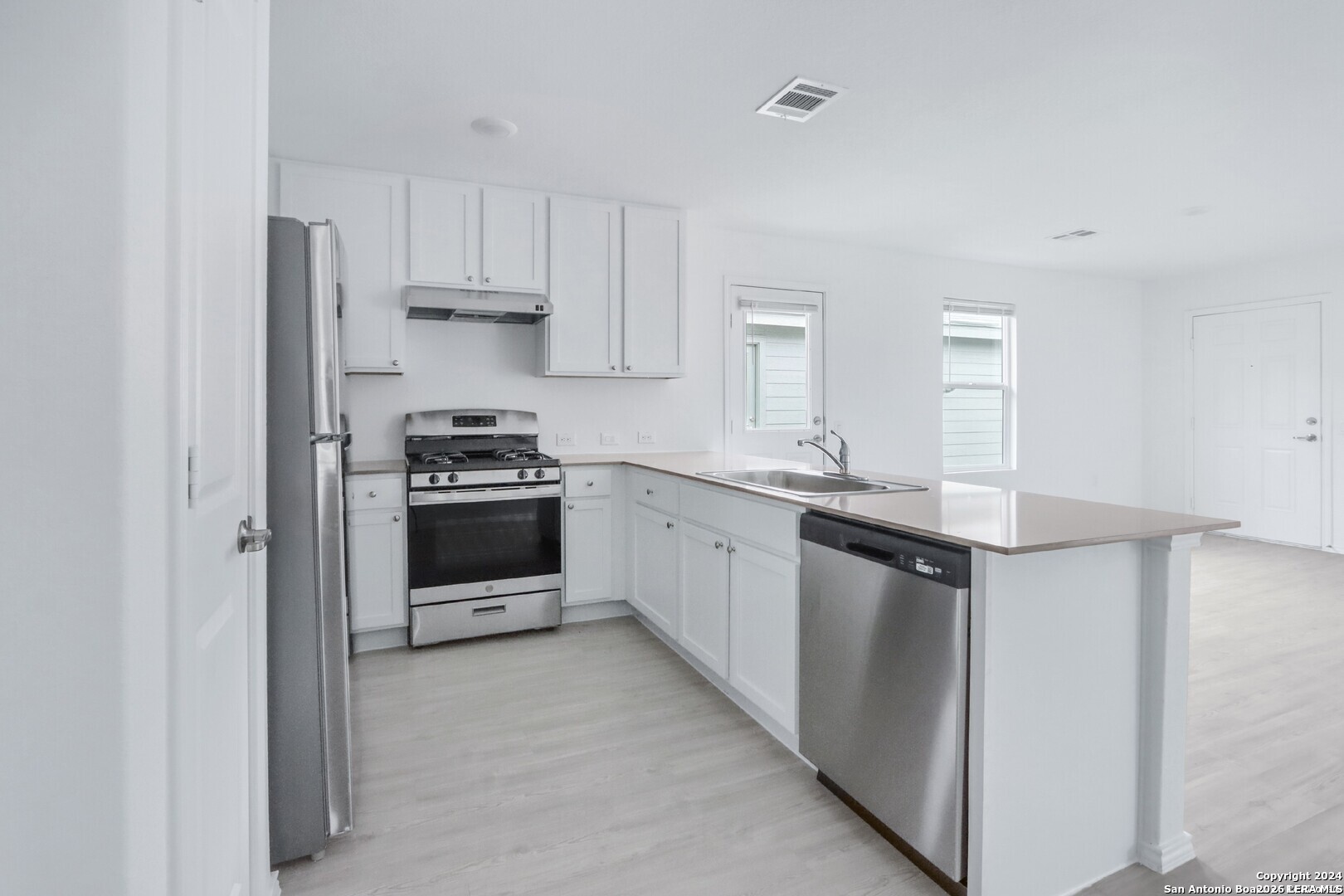 4442 Grassland Pass San Antonio TX 78222