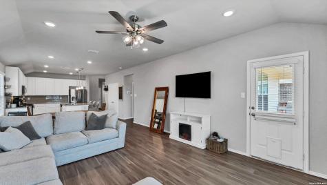 1711 Stone House New Braunfels TX 78132