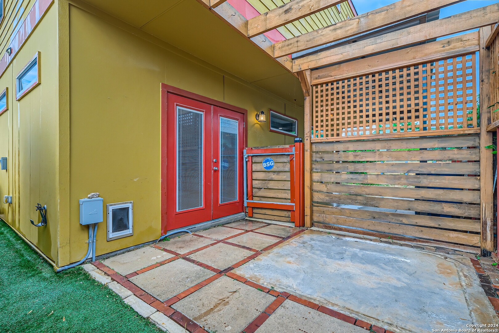 126 E Myrtle Street San Antonio TX 78212