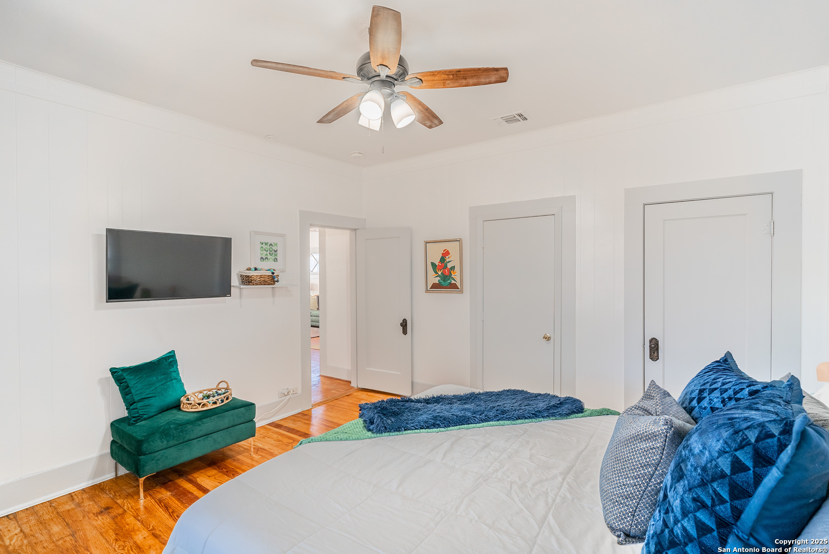 475 E French Place San Antonio TX 78212