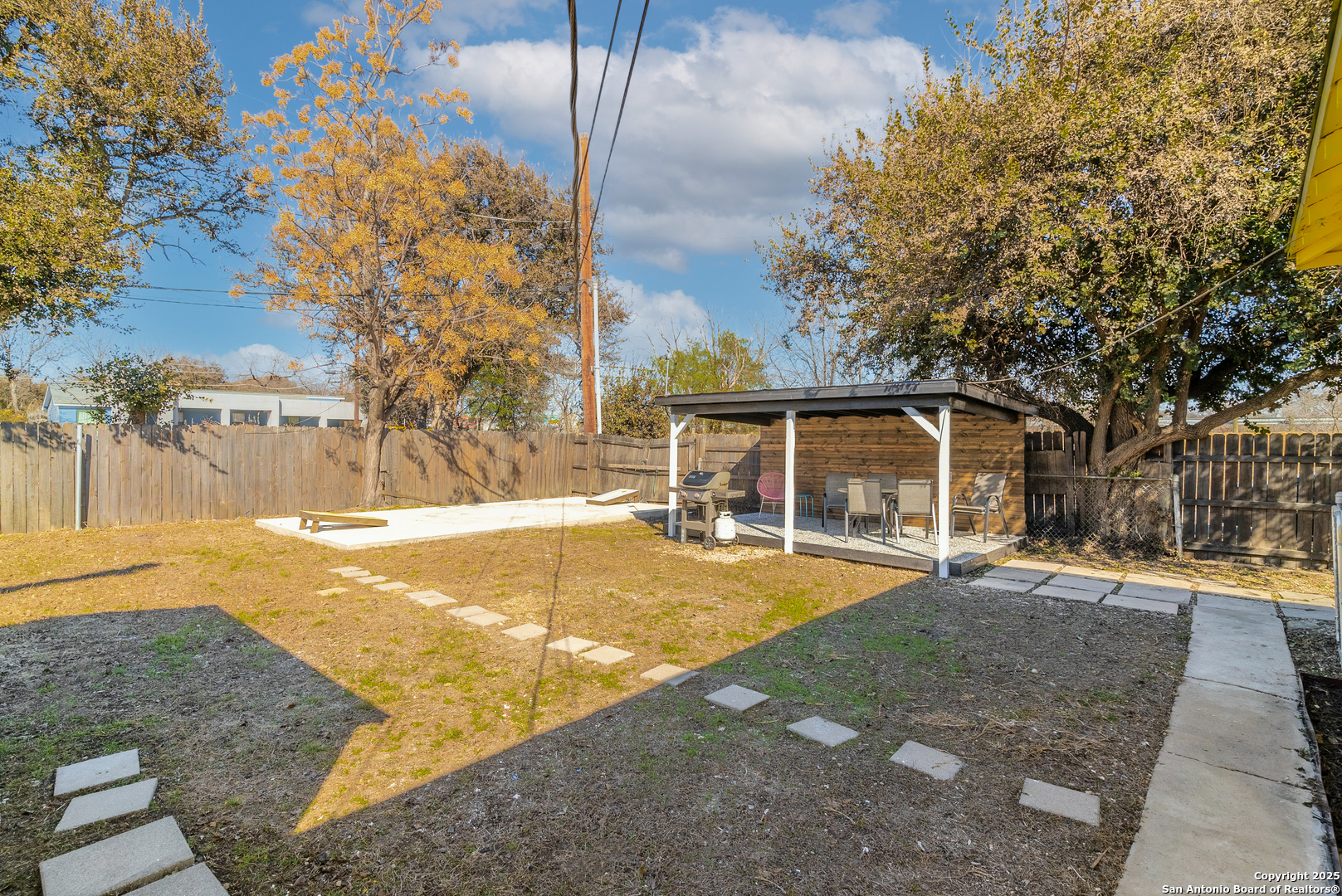475 E French Place San Antonio TX 78212