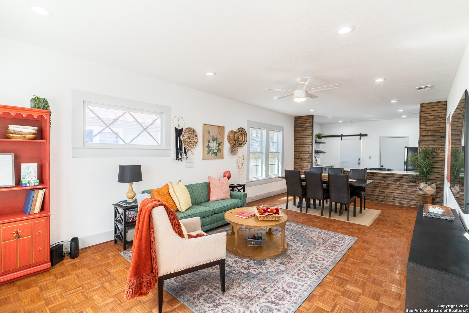 475 E French Place San Antonio TX 78212