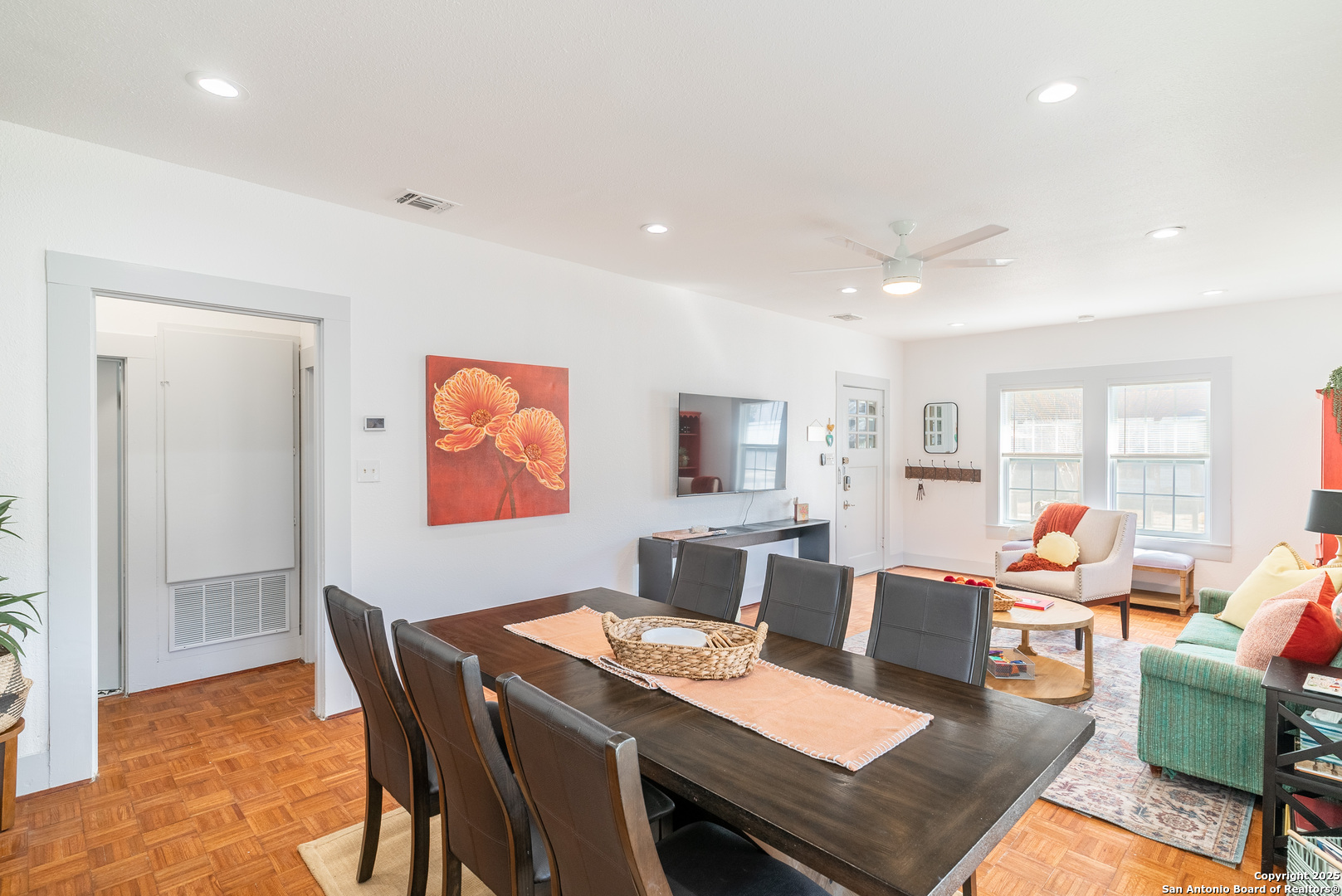 475 E French Place San Antonio TX 78212