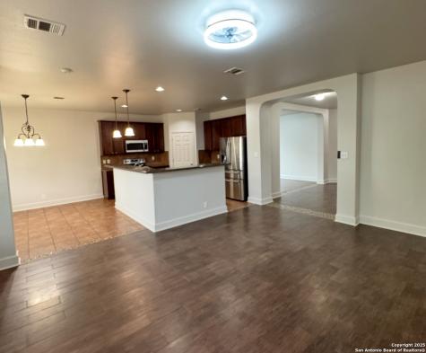 1011 Orchid Grove San Antonio TX 78245