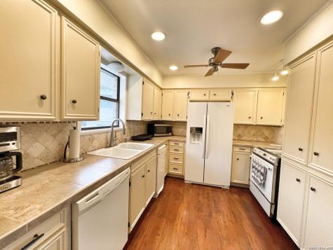 2489 Colleen Drive Canyon Lake TX 78133