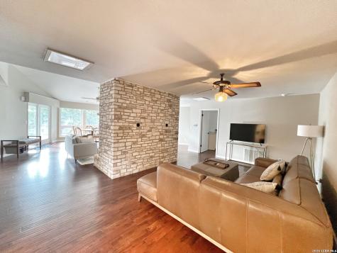 2489 Colleen Drive Canyon Lake TX 78133
