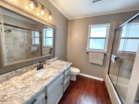2489 Colleen Drive Canyon Lake TX 78133