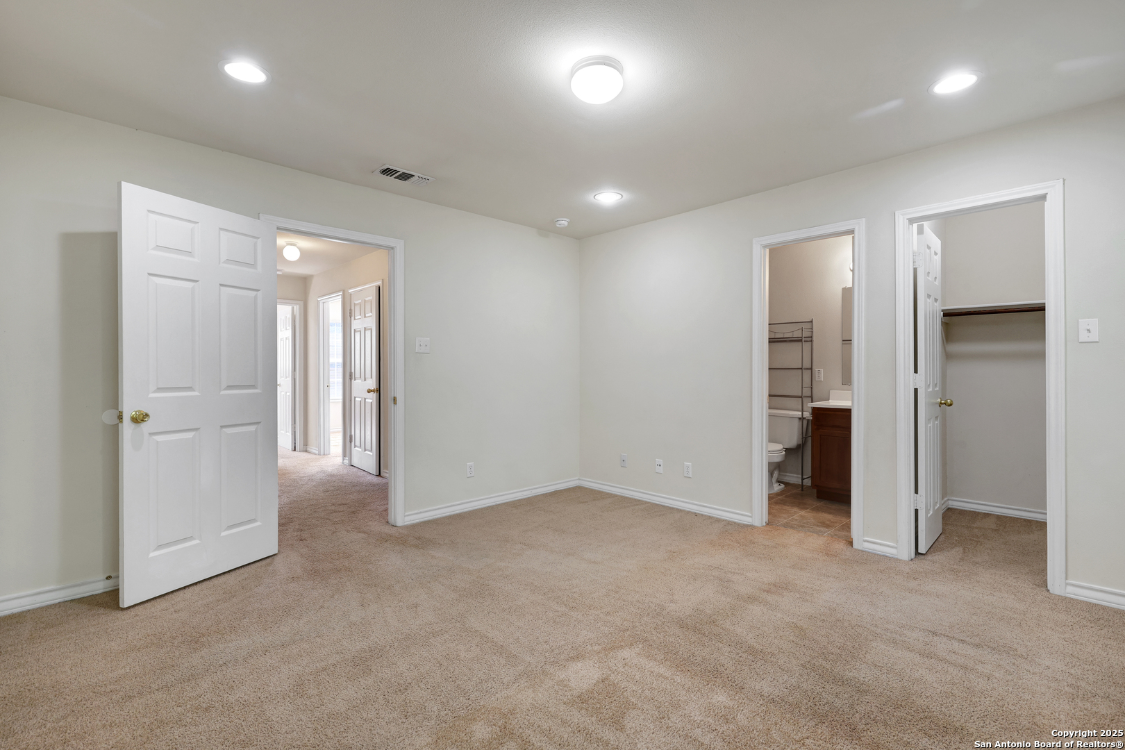 7823 Kingsbury Wood San Antonio TX 78240