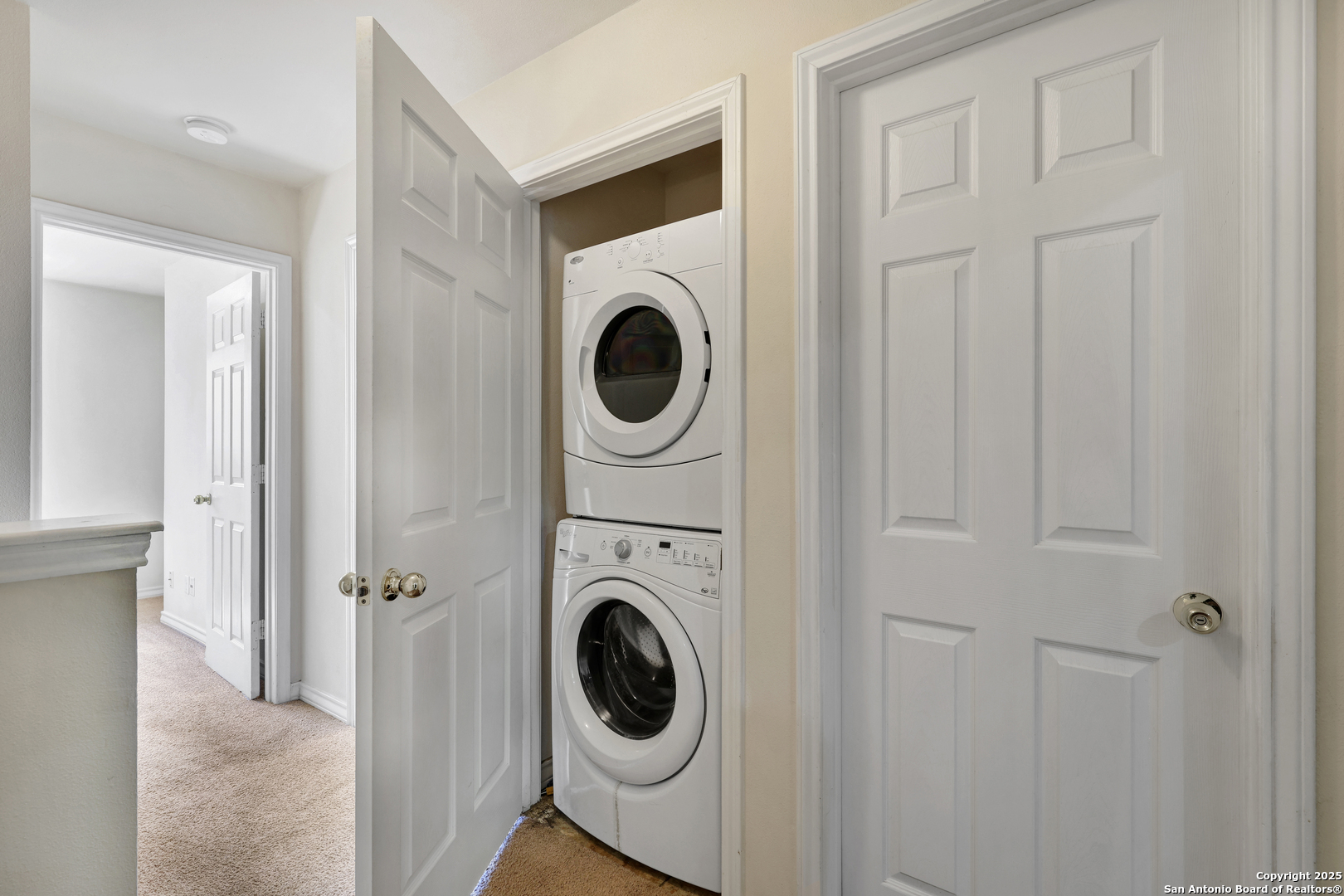 7823 Kingsbury Wood San Antonio TX 78240
