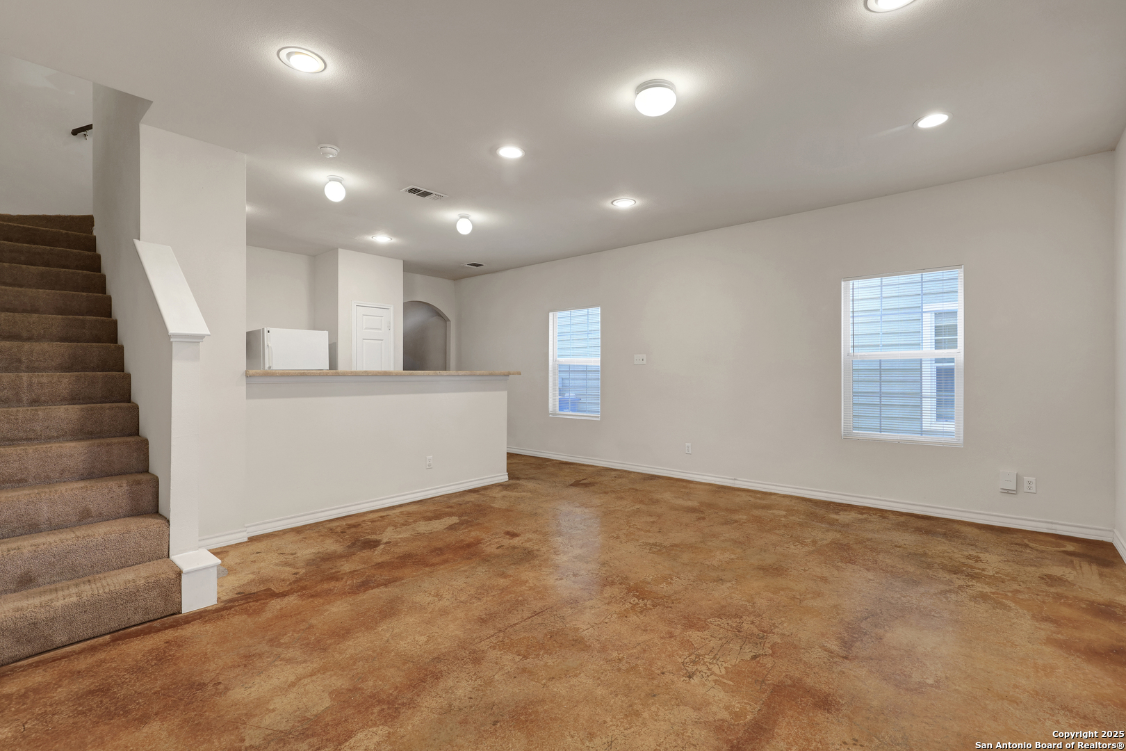 7823 Kingsbury Wood San Antonio TX 78240