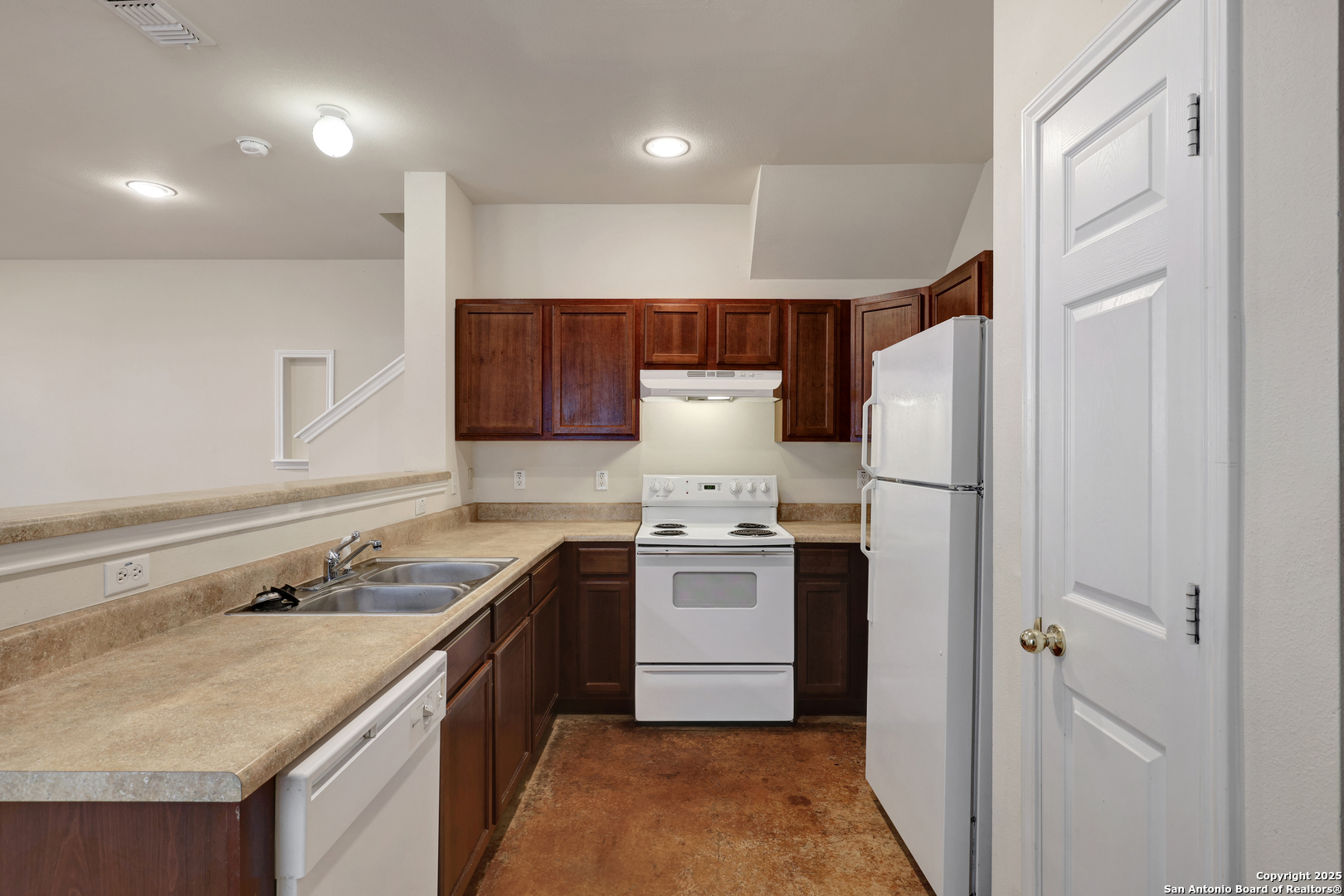 7823 Kingsbury Wood San Antonio TX 78240