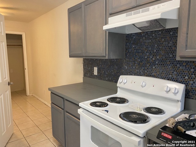 528 Wilcox Avenue San Antonio TX 78211