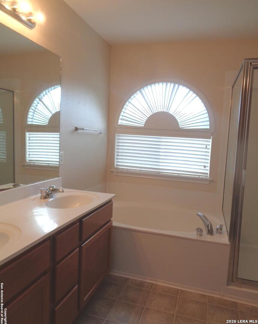 654 Rattler Bluff San Antonio TX 78251