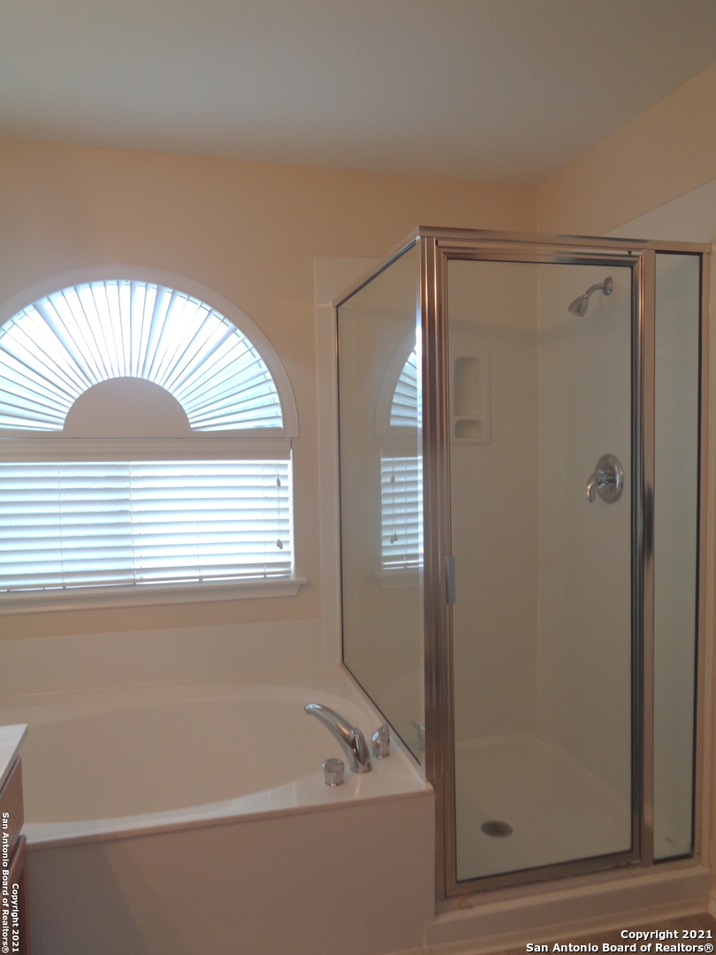 654 Rattler Bluff San Antonio TX 78251