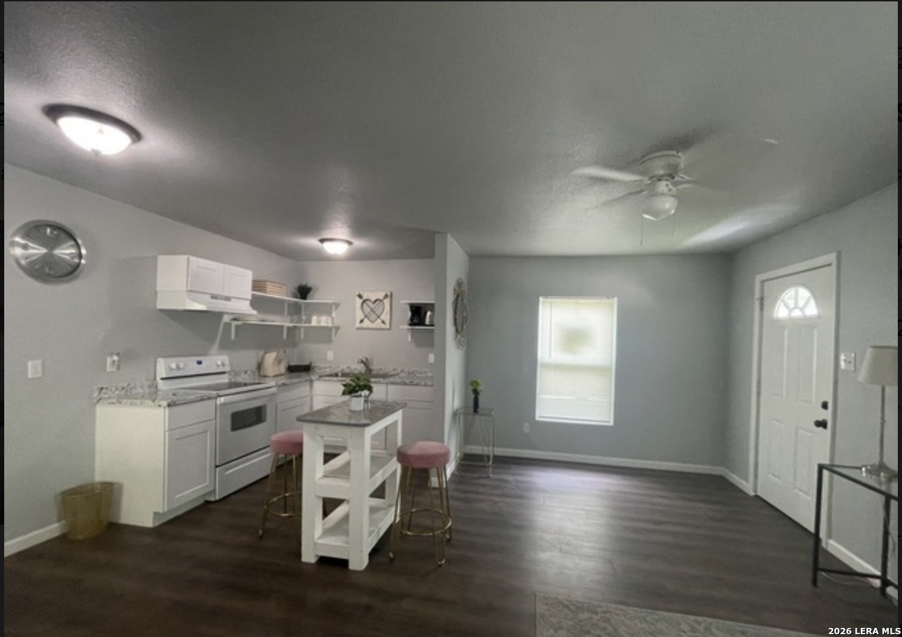 422 Florence Street Uvalde TX 78801