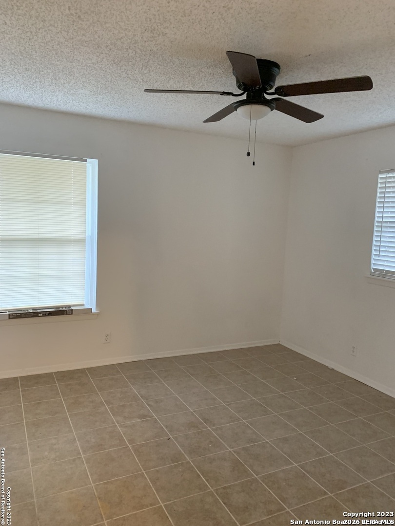 5818 Fermi San Antonio TX 78228