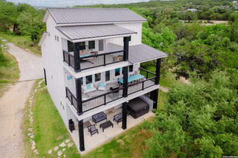 2488 Waterfront Park Canyon Lake TX 78133