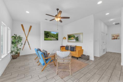 2488 Waterfront Park Canyon Lake TX 78133