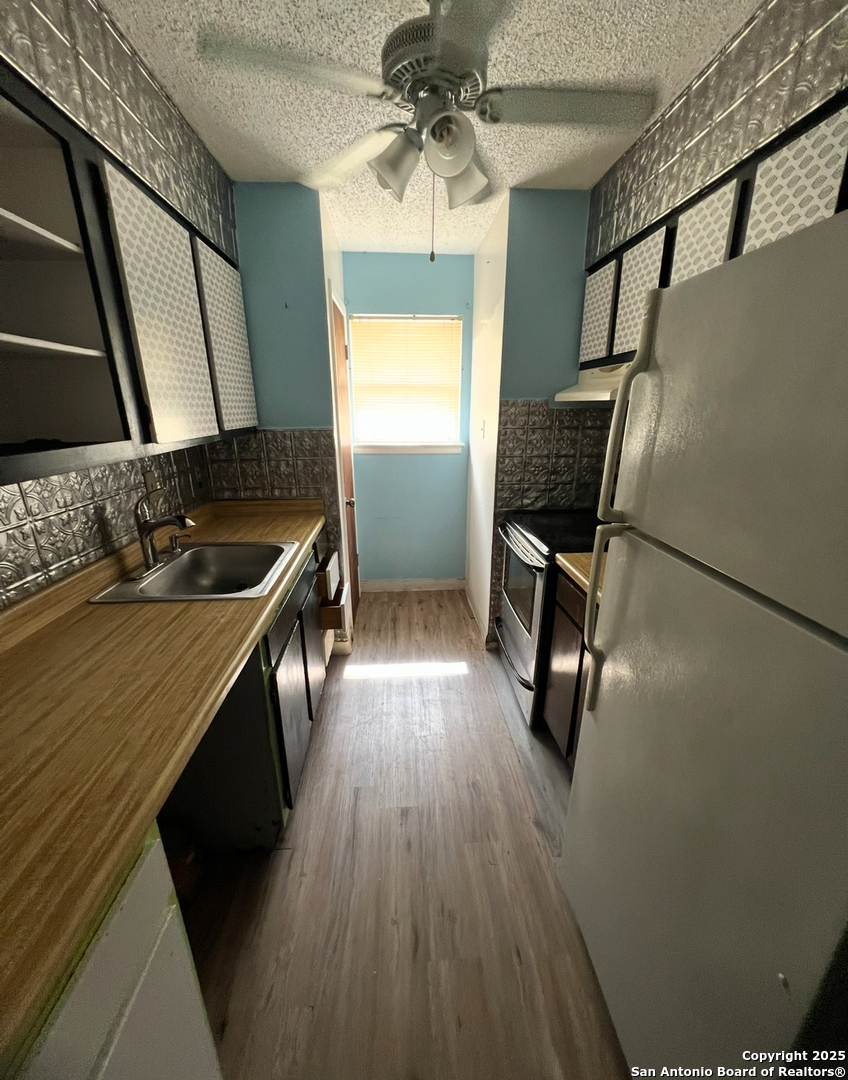 923 Vance Jackson San Antonio TX 78201