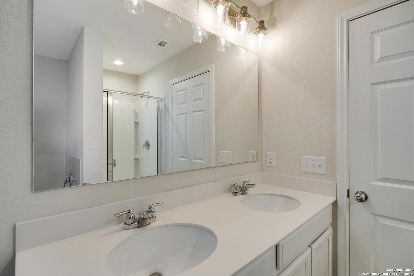 11955 Sitio Plains San Antonio TX 78254
