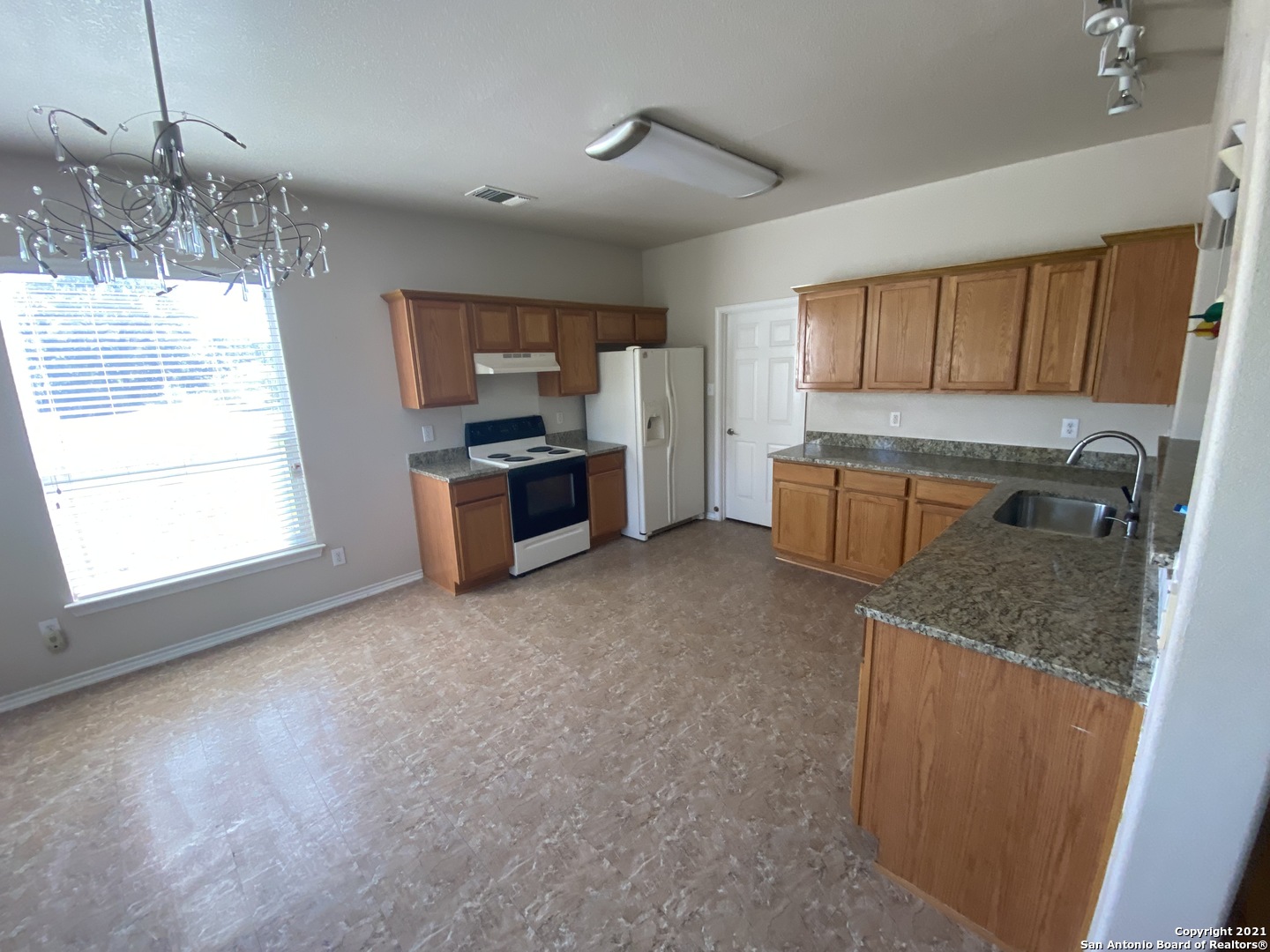 707 Sycamore Moon San Antonio TX 78216