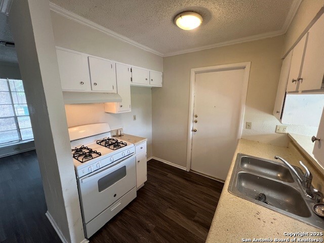 402 Michelle Drive Converse TX 78109